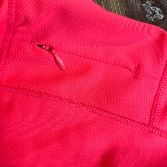 Brooks Running Neon Pink & Yellow Quarter Zip Pull Over reflective detail Small - Picture 5 of 12